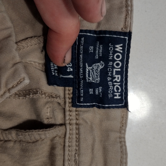 Woolrich Men's Shorts - size 34 used - Picture 3 of 3